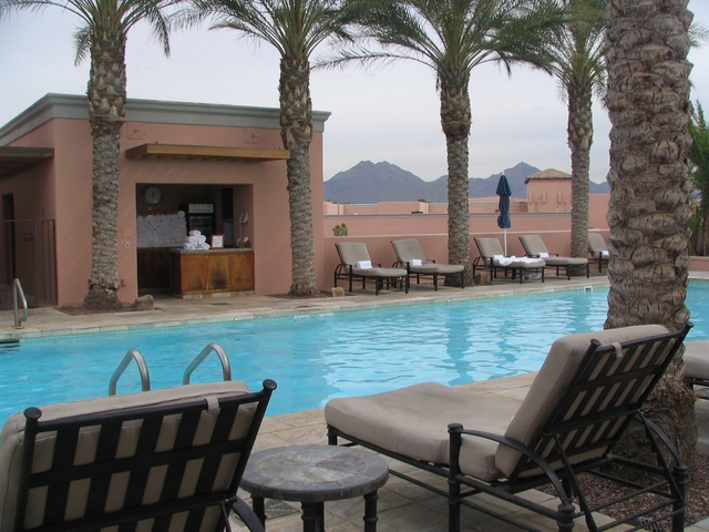 Fairmont Princess Willow Stream Spa  - Private Pool