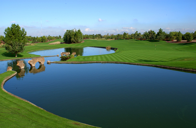 Raven Golf Club at South Mountain - hole 18