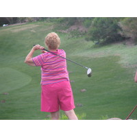Coyote Lakes Golf Club - Phoenix Scottsdale - Woman golfer and jackrabbits on Hole No. 7 tee