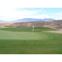Canoa Ranch Golf Club's large greens often have mountain views.